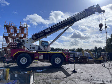 2012 LINKBELT RTC-8090