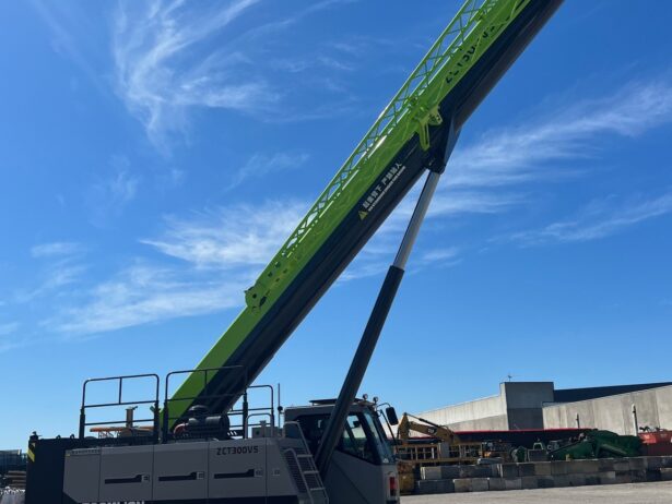 HYDRAULIC BOOM CRAWLER 30T ZCT300V5