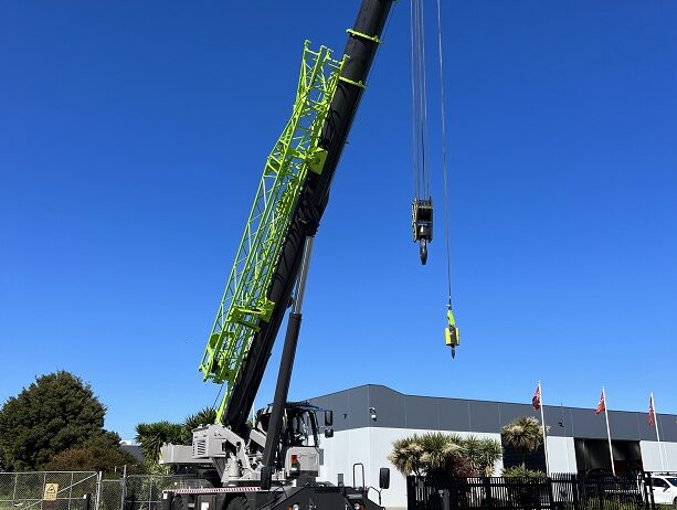 ROUGH TERRAIN 40T ZRT400