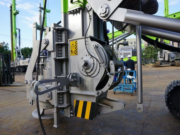 ZR160L ROTARY DRILLING RIG