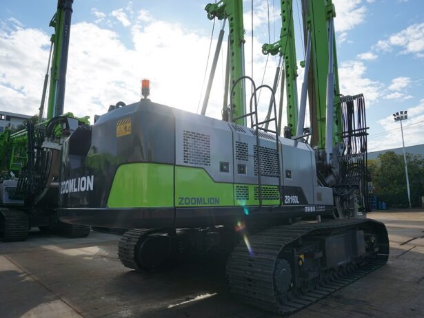 ZR160L ROTARY DRILLING RIG