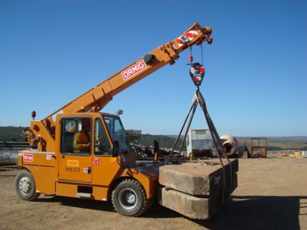 10tm - 10t Pick & Carry Crane