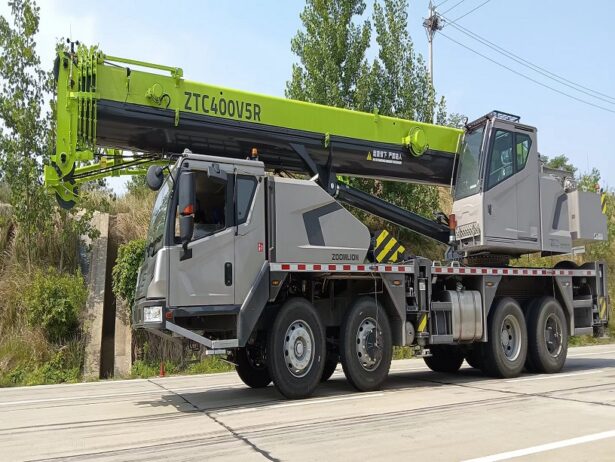 HYDRAULIC TRUCK CRANE 40T ZTC400V