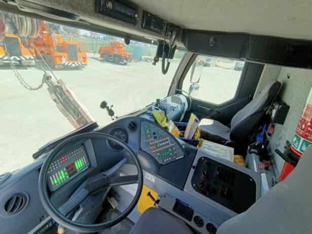 2007 LIEBHERR LTM1095-5.1 ALL TERRAIN