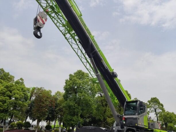 ROUGH TERRAIN 60T ZRT600