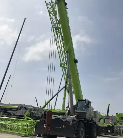 ROUGH TERRAIN 110T ZRT1100