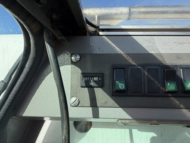 2006 LIEBHERR LTM 1040/2.1