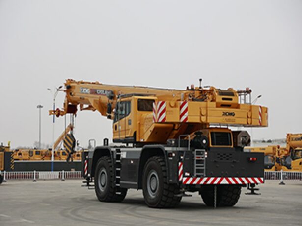 XCR120_AU-Action-2