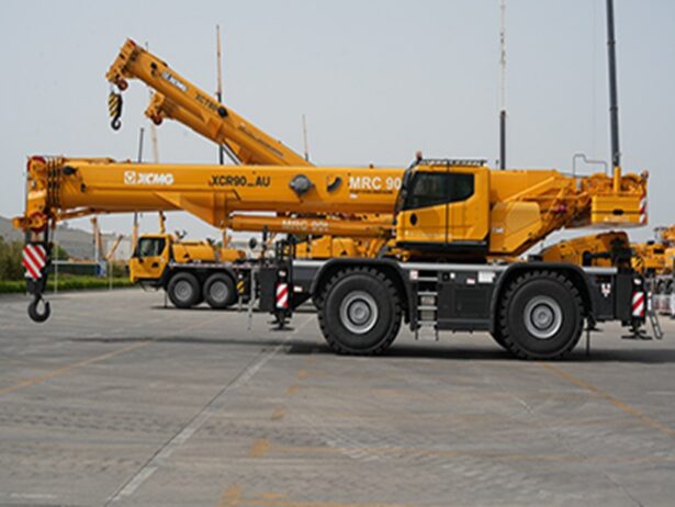 XCR90_AU-Action-7